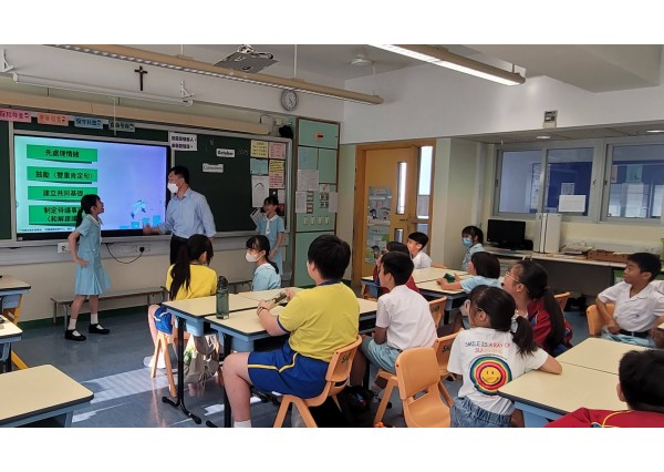 與「天主教聖安德肋小學」合辦 「領袖生朋輩調解培訓」 ( 2025年10月18日 )